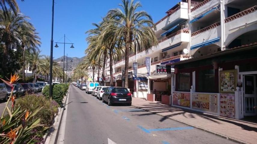 Local comercial en alquiler en Benalmádena, Benalmádena Costa photo 0