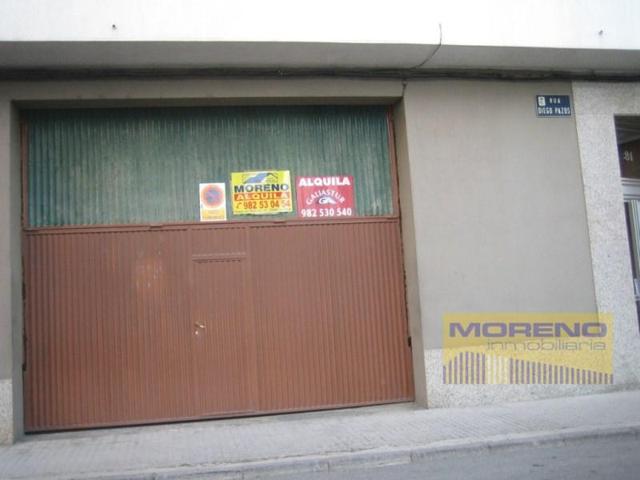 Local comercial en alquiler en Sarria photo 0