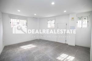 Piso en venta en La Algaba, La Algaba photo 0