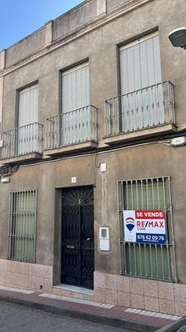 Casa en venta en Badajoz, Extremadura photo 0