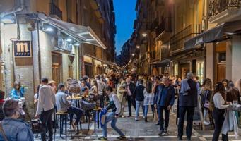 Local comercial en alquiler en Pamplona, Casco Viejo photo 0