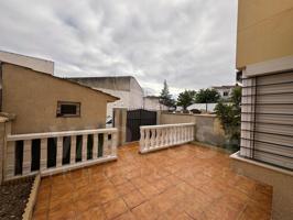 Bungalow en venta en Villanueva del Ariscal photo 0