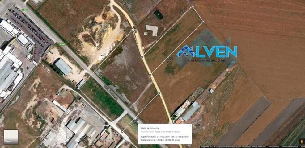 Terreno en alquiler en Marchena, Céntrica photo 0