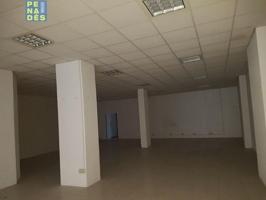 Local comercial en alquiler en Ontinyent, Sant Josep photo 0