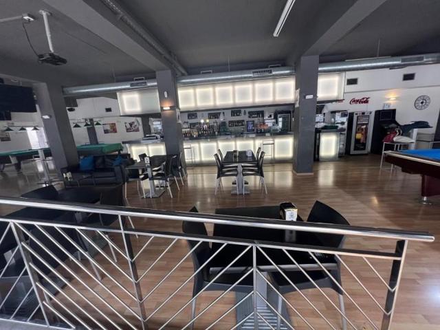 Local comercial en alquiler en Terrassa, Antic poble de sant pere photo 0