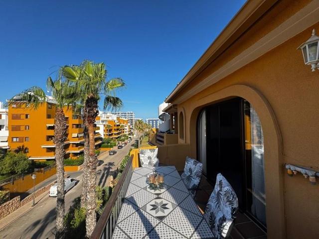 Aticos en venta en Torrevieja, Punta Prima photo 0