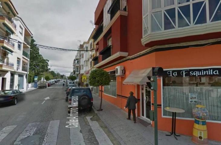 Local comercial en alquiler en Baena, Zona Peones Camineros photo 0