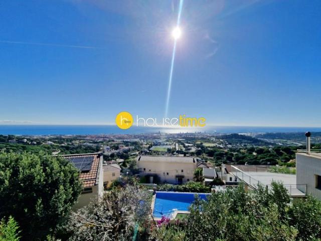 Casa en venta en Mataró photo 0