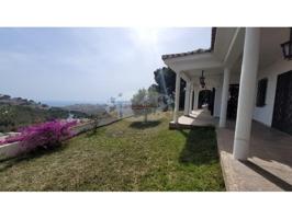 Chalet en alquiler en Almuñécar photo 0