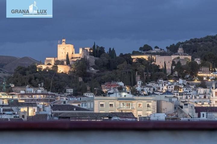 Duplex en venta en Granada, Centro photo 0