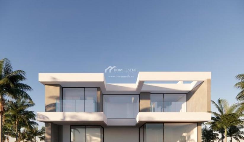 Chalet en venta en Adeje, Roque del Conde photo 0