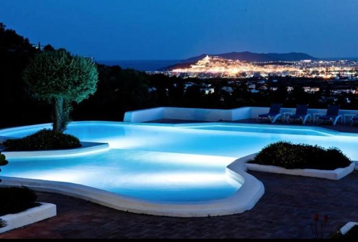 Chalet en venta en Eivissa, Cami de Cas Mut, 07800 photo 0