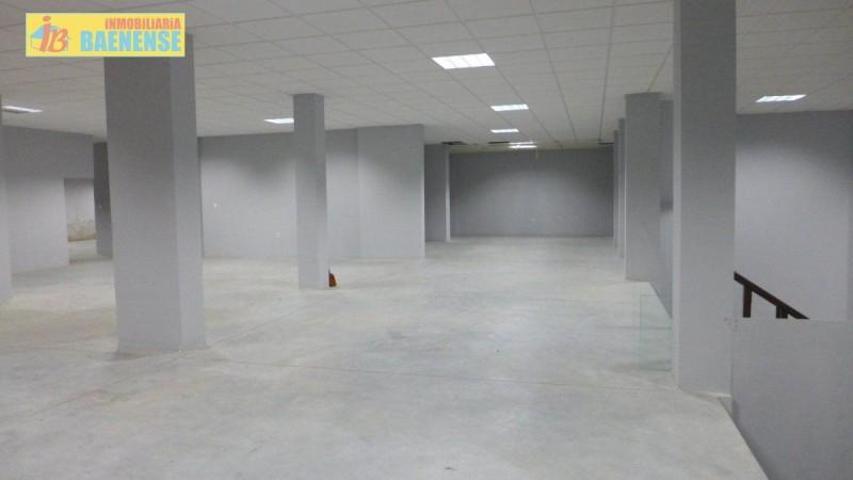 Local comercial en alquiler en Baena, Zona Juncal-San Antón photo 0