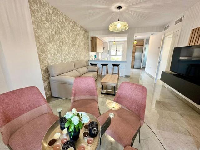 Piso en alquiler en Roquetas de Mar, Aguadulce sur photo 0