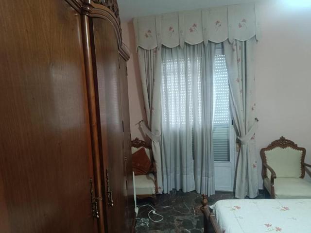 Piso en venta en Huelma, Huelma photo 0