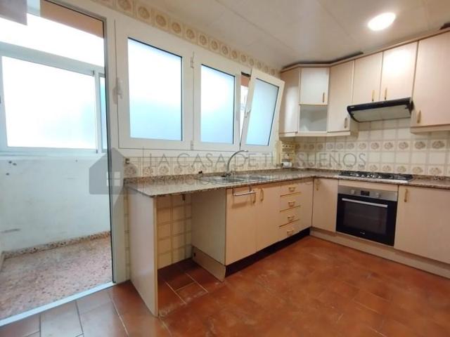 Piso en venta en Sax photo 0