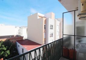 Apartamento en venta en Oropesa del Mar, Pueblo photo 0