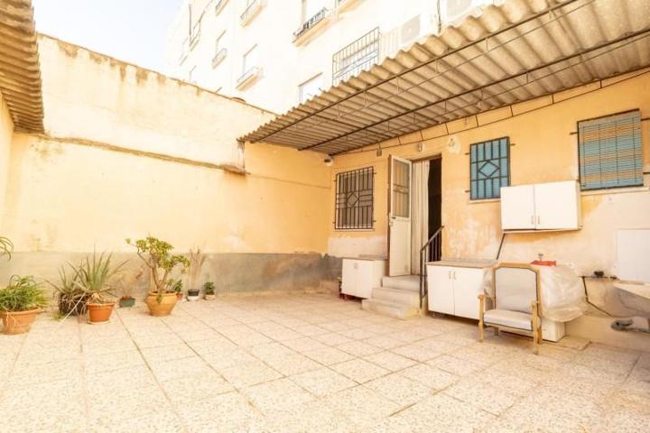 Planta baja en venta en Cieza, Avenida - Juan XXIII photo 0