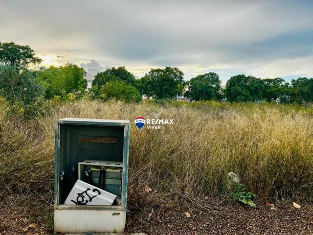 Terreno en venta en Vilanova i la Geltrú, Nord photo 0