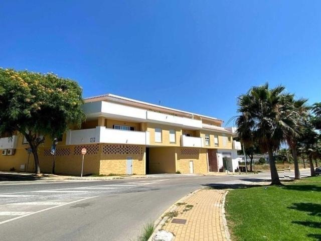 Planta baja en venta en Estepona, Estepona photo 0