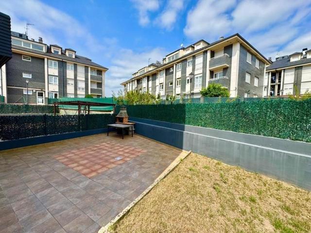 Piso en venta en Sarón, Saron photo 0