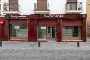 Local comercial en venta en Santa Fe, Calle real photo 0