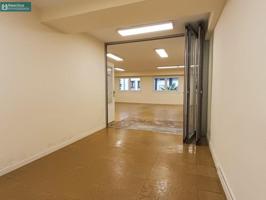 Local comercial en venta en Santiago de Compostela, Ensanche photo 0