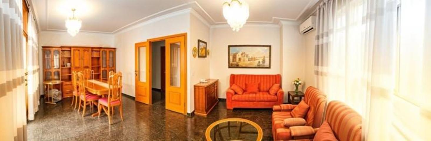 Piso en venta en Albacete, Feria photo 0