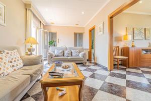 Duplex en venta en Figueres, L\'Eixample photo 0