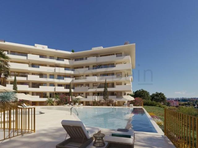 Apartamento en venta en Fuengirola photo 0