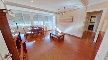 Piso en venta en Leganés, Zarzaquemada photo 0