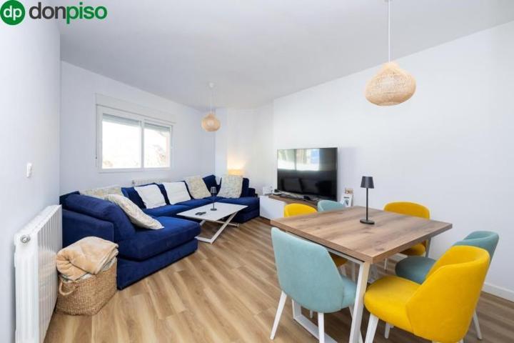 Piso en venta en Granada, Carretera de la sierra photo 0