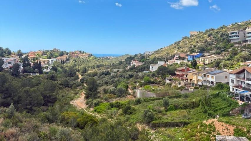 Adosada en venta en Segur de Calafell, Segur de dalt photo 0