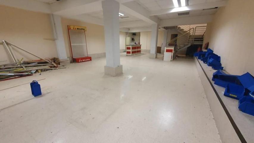 Local comercial en venta en Donostia-San Sebastián, Gros photo 0