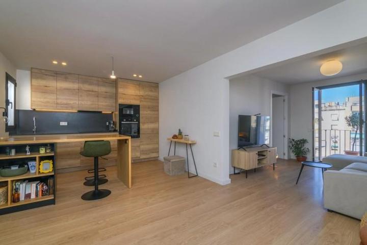 Aticos en venta en Barcelona, La Nova Esquerra de lEixample photo 0