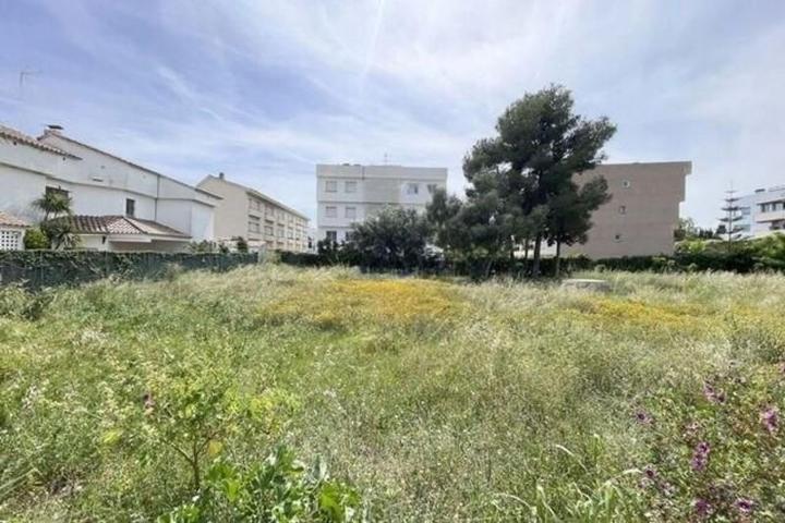 Terreno en venta en Vilanova i la Geltrú, Fondo Somella photo 0