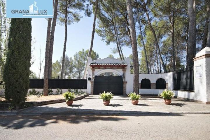 Chalet en venta en Albolote, Pantano cubillas photo 0