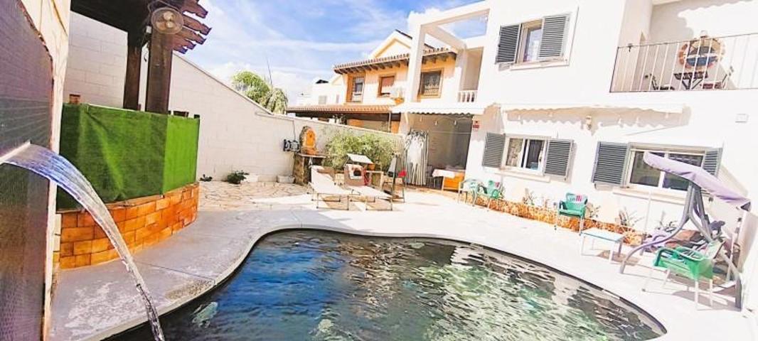 Adosada en venta en Málaga, Los Almendros - El Limonero - El Tomillar photo 0