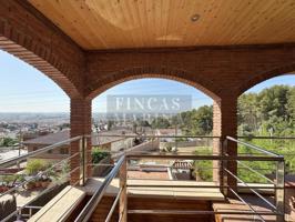 Chalet en venta en Viladecans, Carrer de la Troana, 08840 photo 0