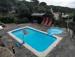 Casa en venta en Sant Cebrià de Vallalta, Can palau photo 0