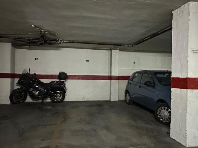 Garaje en alquiler en Córdoba photo 0