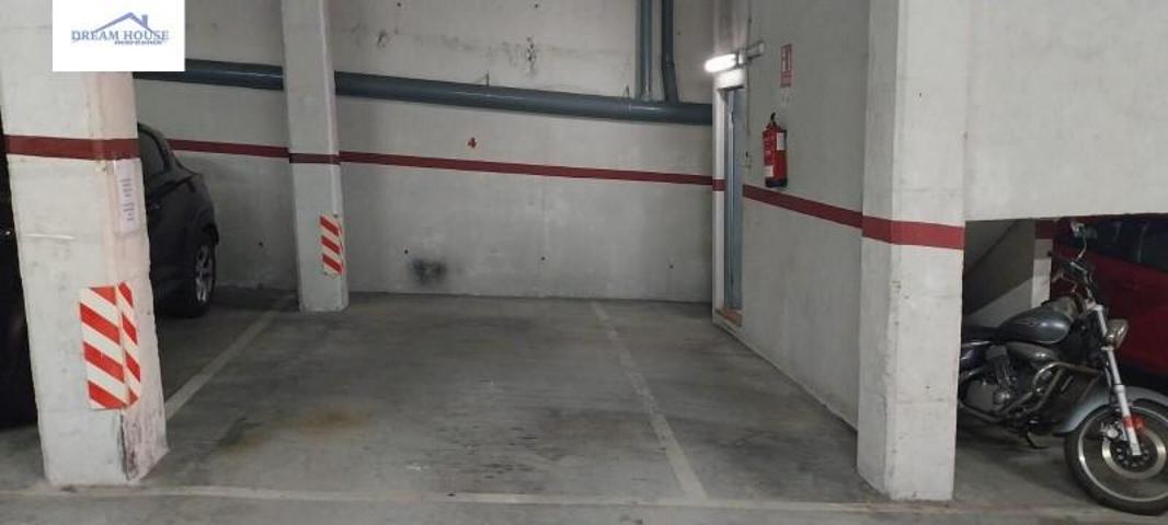 Garaje en alquiler en Mataró, Vista alegre photo 0