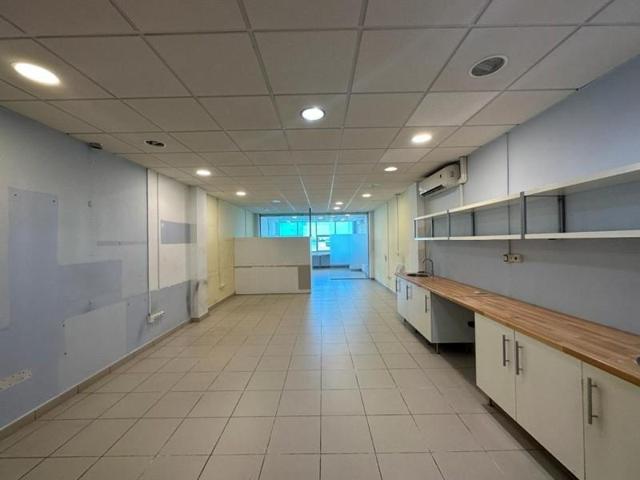 Local comercial en alquiler en Torrevieja, Polígono Industrial Casa Grande photo 0