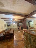 Local comercial en venta en Alberite, Alberite photo 0