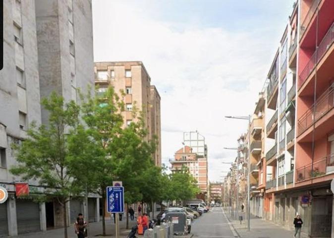 Piso en venta en Salt, Salt photo 0