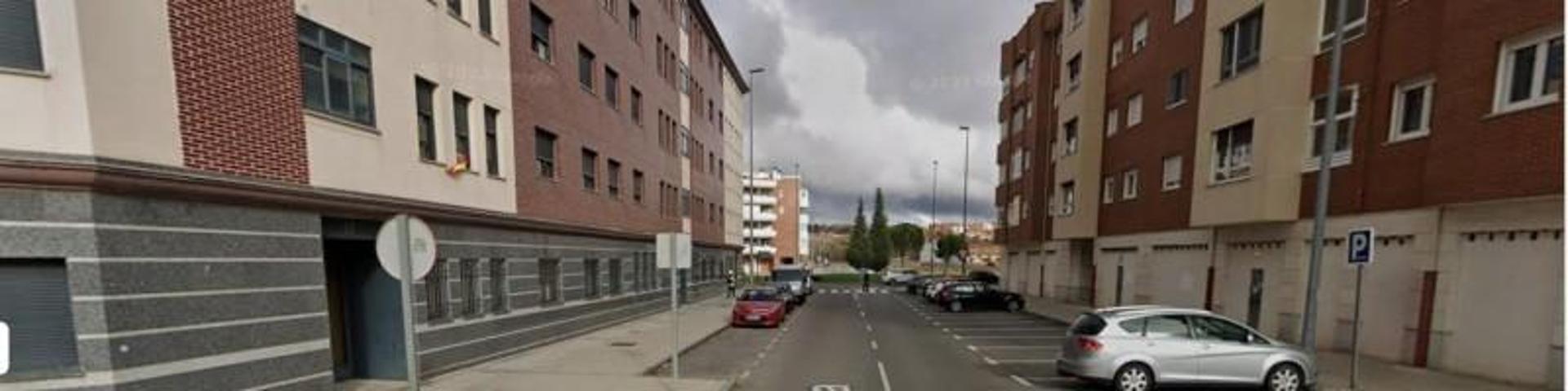 Local comercial en venta en Ávila, Sonsoles photo 0