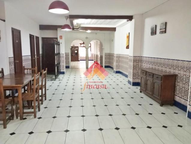 Local comercial en venta en Ronda, Centro photo 0