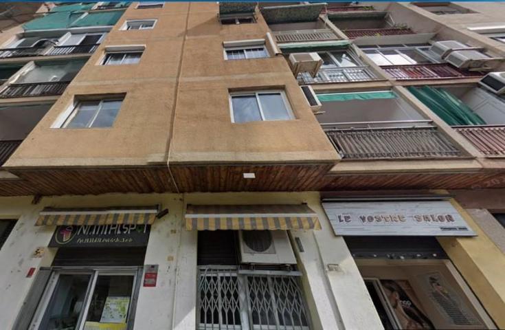 Piso en venta en Santa Coloma de Gramenet, Santa Coloma De Gramenet photo 0