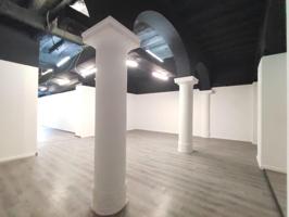 Local comercial en venta en Manresa, Muralla del Carme photo 0