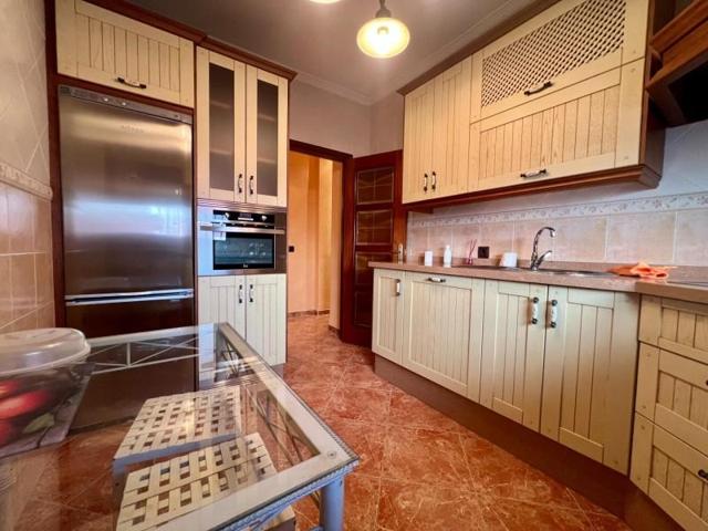 Piso en venta en Córdoba, Av. Barcelona - Viñuela - Rescatado photo 0